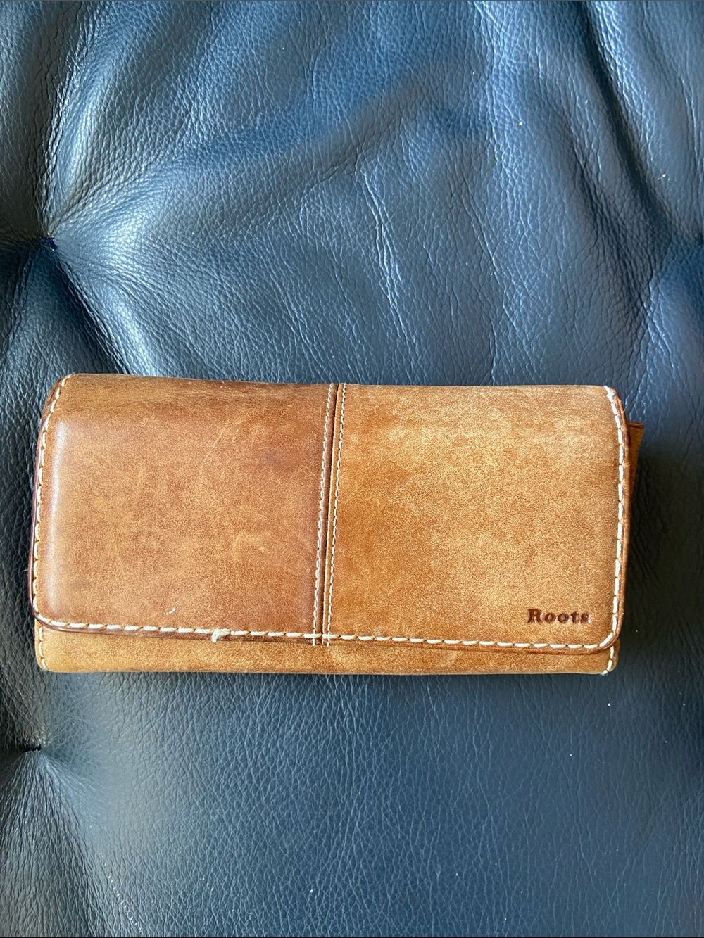 Roots Brown Tan Leather Women's Wallet